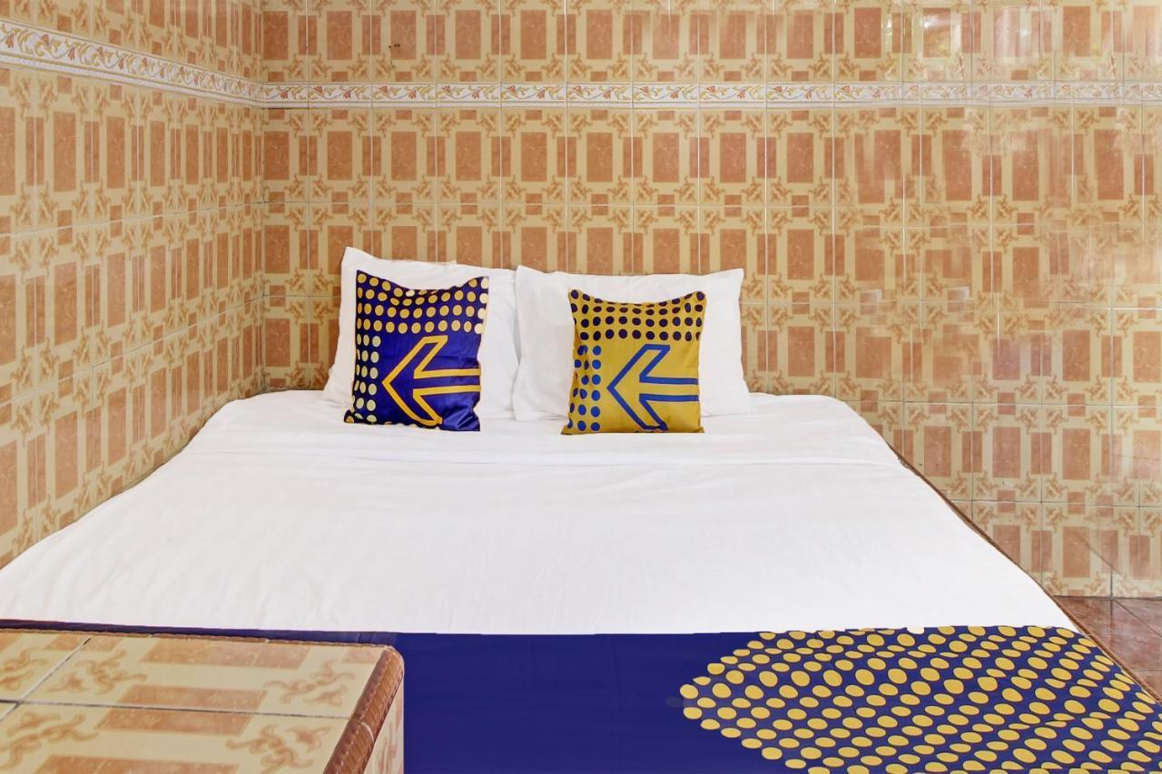Spot On 91694 Hotel Rama Chandra Temanggung Εξωτερικό φωτογραφία